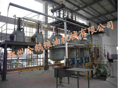 油脂浸出設備中的浸出器(圖1) 油脂浸出設備中的浸出器(圖1)