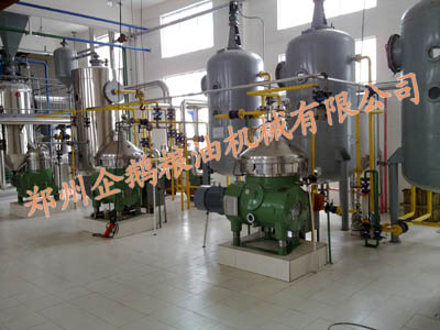 食用油精煉設(shè)備加工時(shí)需要注意的問(wèn)題(圖1) 食用油精煉設(shè)備加工時(shí)需要注意的問(wèn)題(圖1)